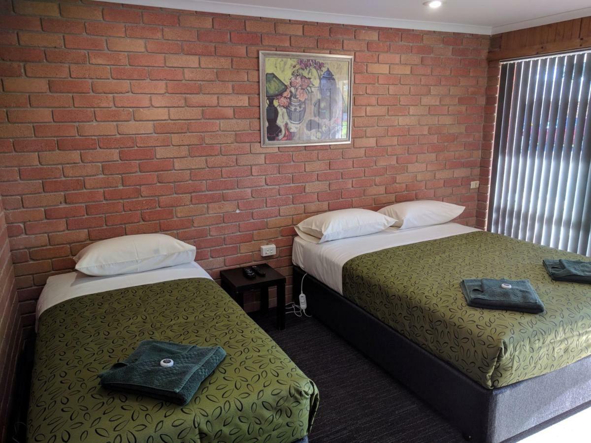 Travellers Inn Kaniva Dış mekan fotoğraf